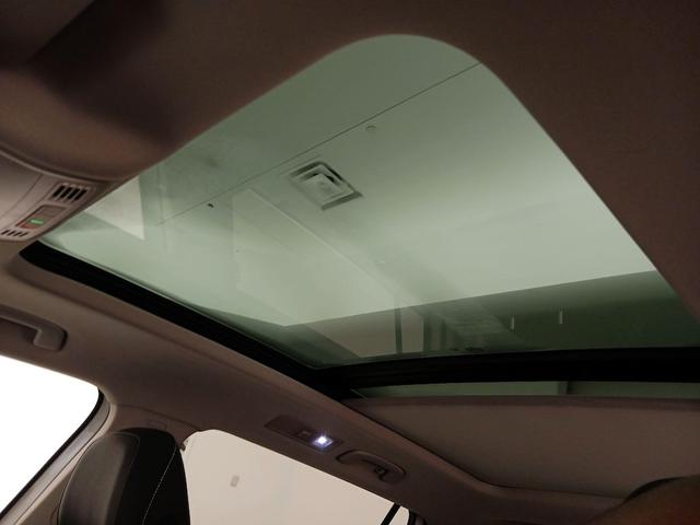 Photo of 2023 White Volkswagen Tiguan