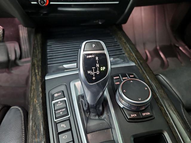 Photo of 2018 White BMW X5