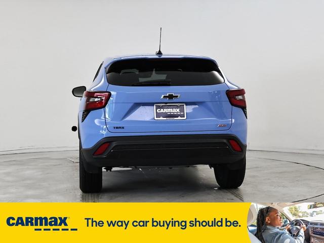 Photo of 2024 Blue Chevrolet Trax