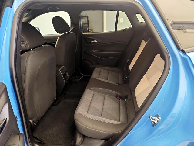 Photo of 2024 Blue Chevrolet Trax