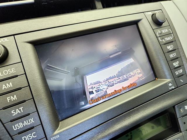 Photo of 2014 Blue Toyota Prius