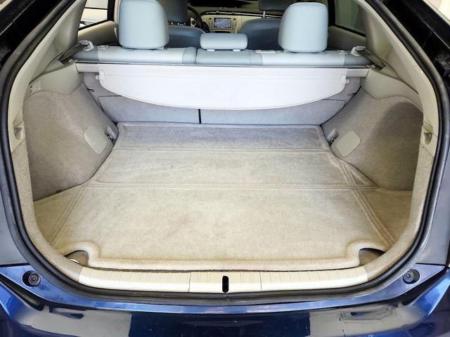 Photo of 2014 Blue Toyota Prius