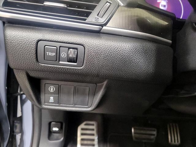 Photo of 2022 Gray Honda Accord
