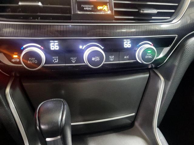Photo of 2022 Gray Honda Accord