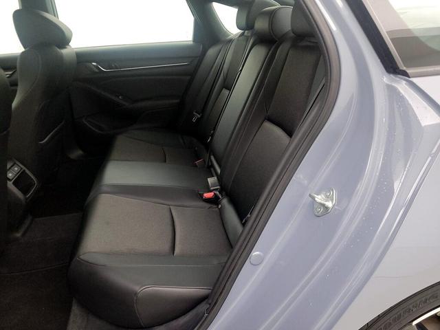 Photo of 2022 Gray Honda Accord