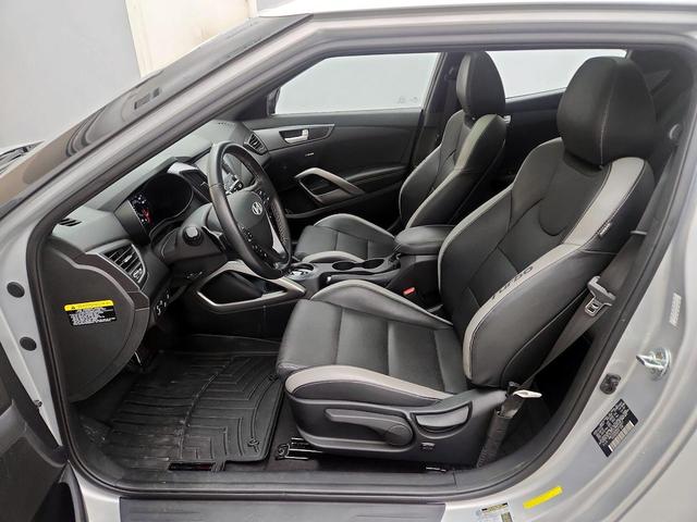 Photo of 2017 Silver Hyundai Veloster