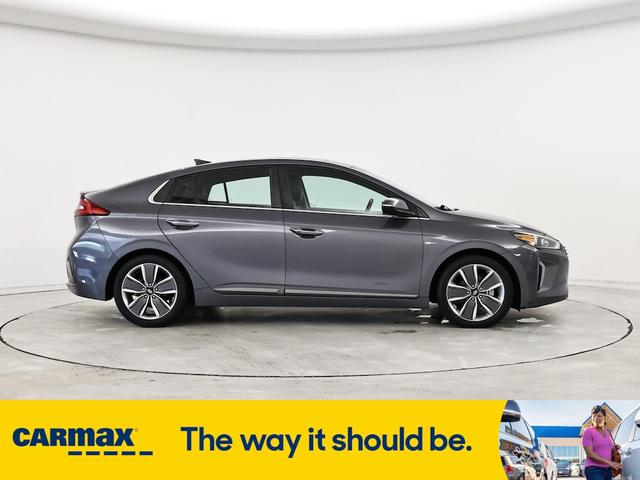 Photo of 2019 Gray Hyundai IONIQ Hybrid
