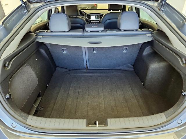 Photo of 2019 Gray Hyundai IONIQ Hybrid