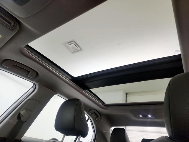 Photo of 2024 White Toyota Camry