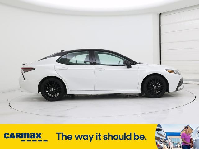 Photo of 2024 White Toyota Camry