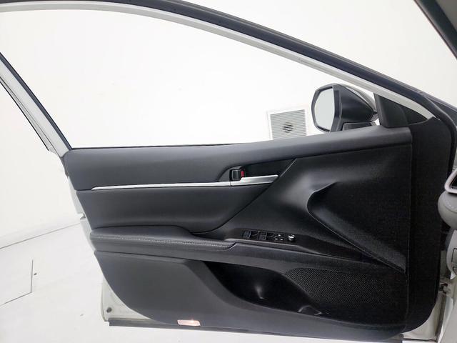 Photo of 2024 White Toyota Camry