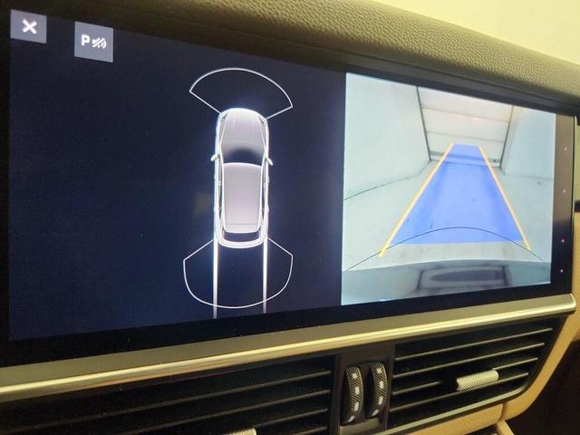 Photo of 2020 Blue Porsche Cayenne