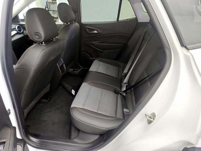Photo of 2024 White Chevrolet Trax
