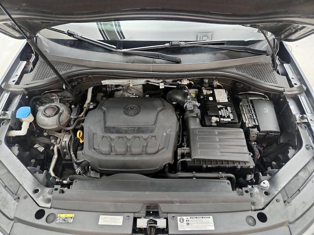 Photo of 2019 Gray Volkswagen Tiguan