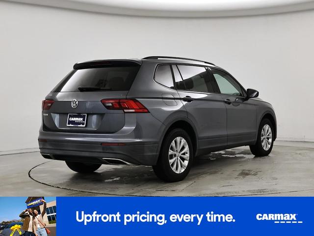 Photo of 2019 Gray Volkswagen Tiguan