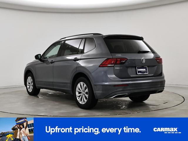 Photo of 2019 Gray Volkswagen Tiguan