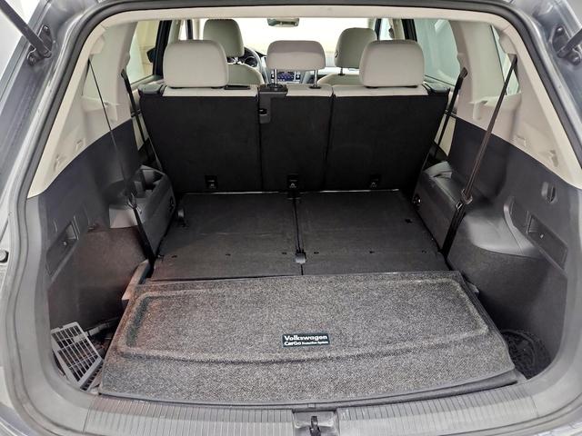 Photo of 2019 Gray Volkswagen Tiguan