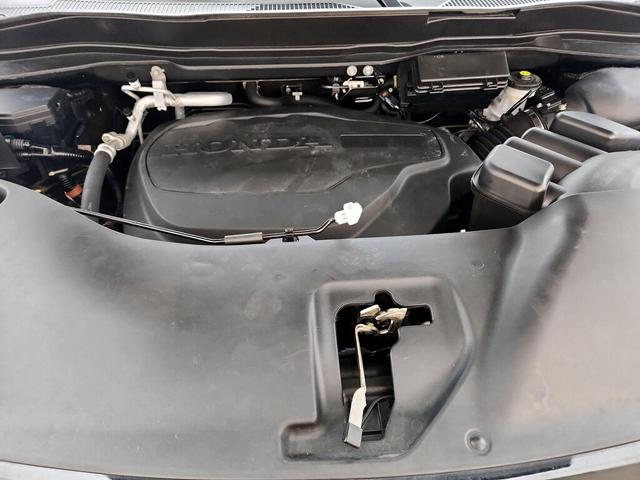 Photo of 2021 Black Honda Passport