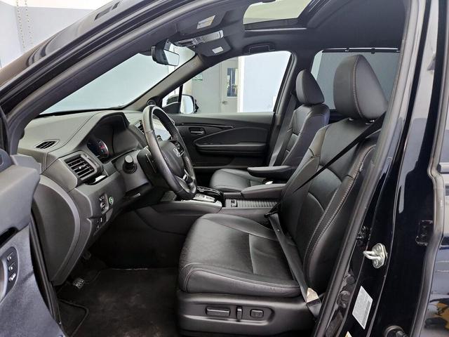 Photo of 2021 Black Honda Passport
