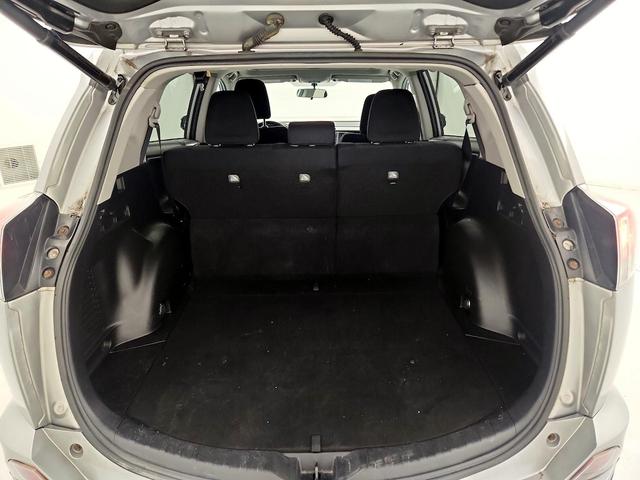 Photo of 2016 Silver Toyota RAV4