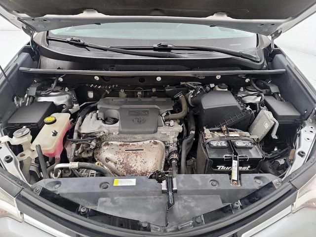 Photo of 2016 Silver Toyota RAV4