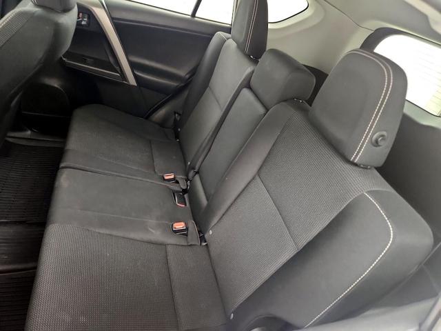 Photo of 2016 Silver Toyota RAV4