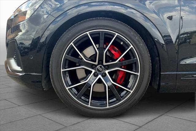 Photo of 2023 Mythos Black Metallic Audi SQ8