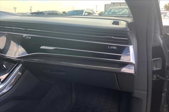 Photo of 2023 Mythos Black Metallic Audi SQ8