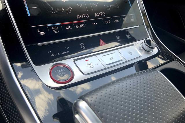 Photo of 2023 Mythos Black Metallic Audi SQ8