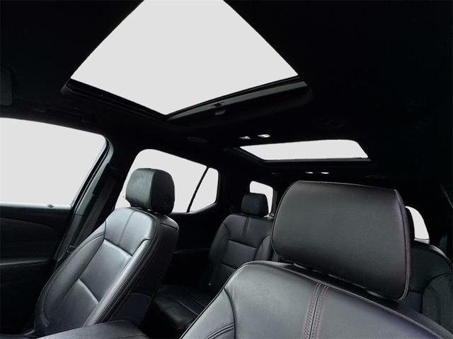 Photo of 2023 Sterling Gray Metallic Chevrolet Traverse