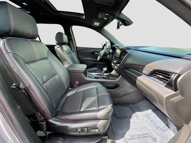 Photo of 2023 Sterling Gray Metallic Chevrolet Traverse