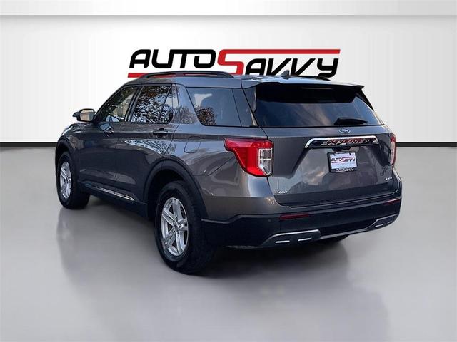 Photo of 2024 Carbonized Gray Metallic Ford Explorer