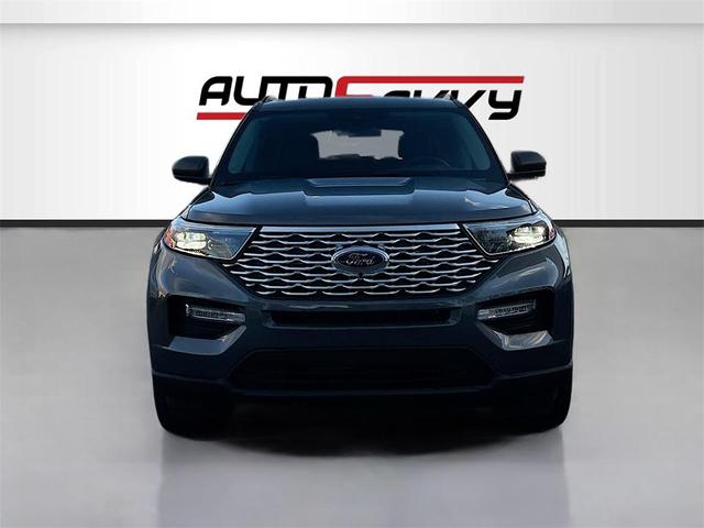 Photo of 2024 Carbonized Gray Metallic Ford Explorer