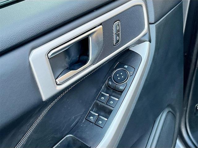 Photo of 2024 Carbonized Gray Metallic Ford Explorer