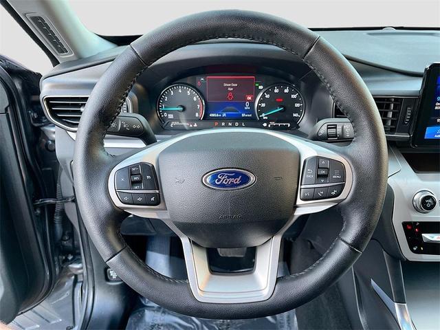 Photo of 2024 Carbonized Gray Metallic Ford Explorer