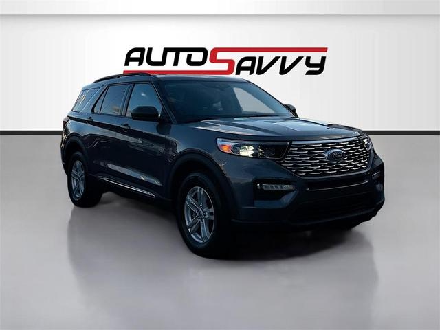 Photo of 2024 Carbonized Gray Metallic Ford Explorer