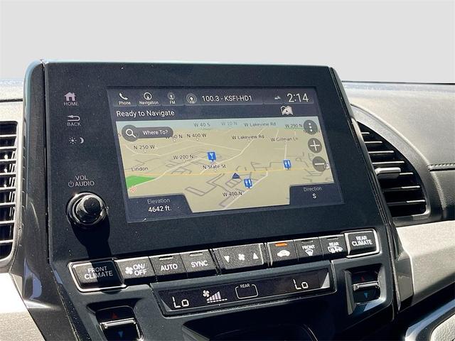 Photo of 2024 Light Blue Honda Odyssey