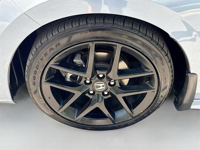 Photo of 2024 Gray Honda Civic