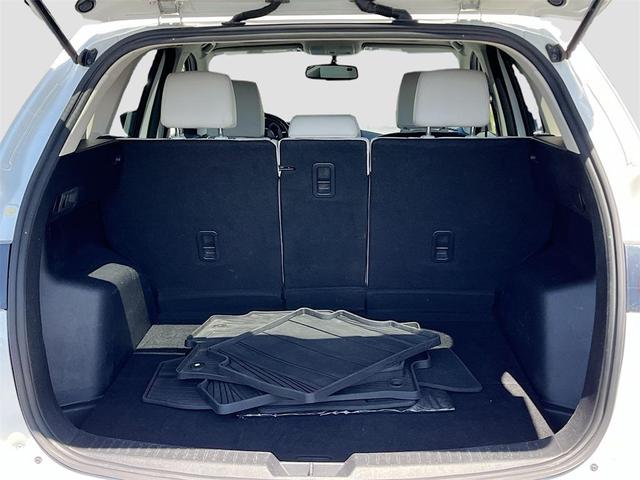 Photo of 2016 Crystal White Pearl Mazda CX-5