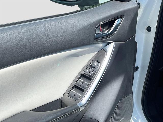 Photo of 2016 Crystal White Pearl Mazda CX-5
