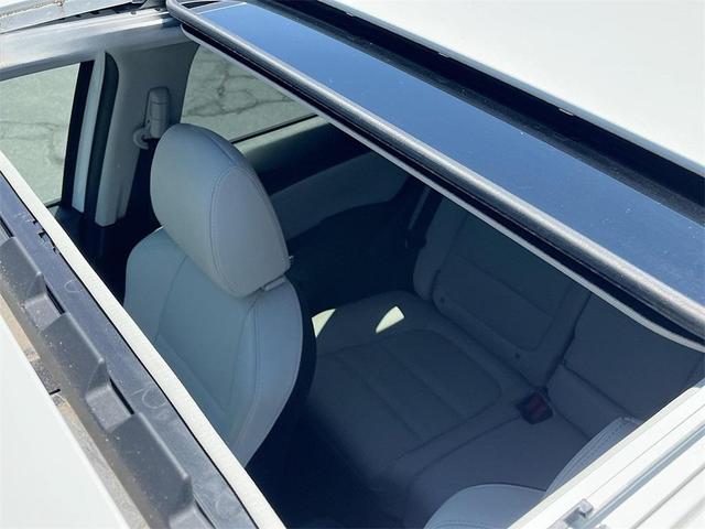 Photo of 2016 Crystal White Pearl Mazda CX-5
