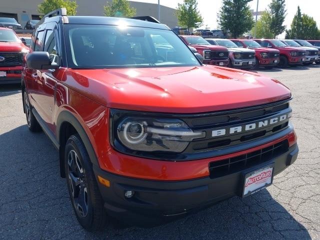 Photo of 2023 HOT PEPPER RED TC Ford Bronco Sport