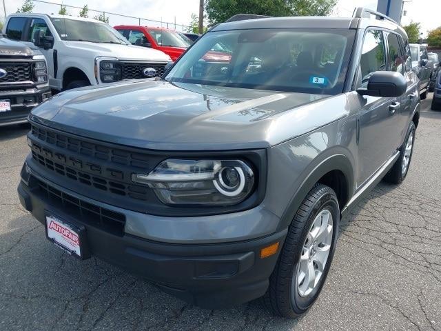 Photo of 2022 CARBONIZED GRAY METALLIC Ford Bronco Sport