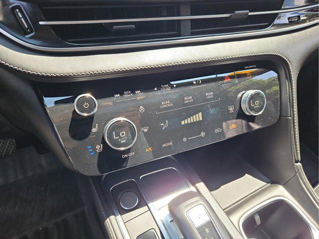 Photo of 2022 Mineral Black INFINITI QX60