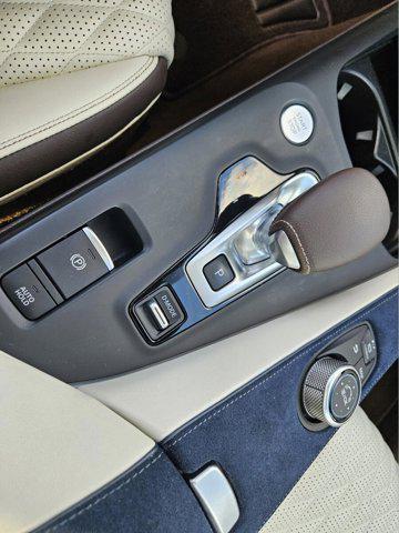 Photo of 2022 Mineral Black INFINITI QX50