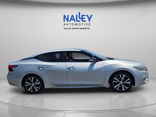 Photo of 2017 Brilliant Silver Nissan Maxima