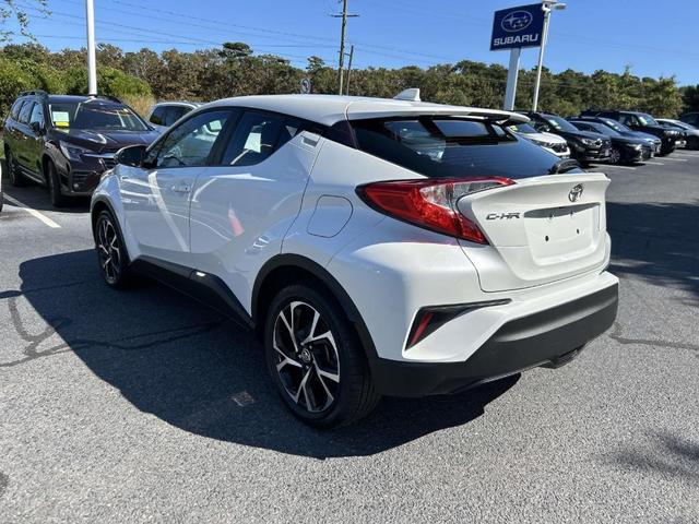 Photo of 2021 White Toyota C-HR