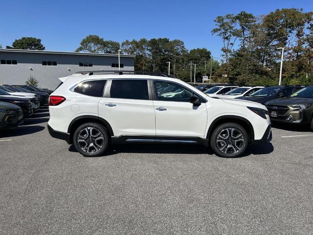 Photo of 2025 Crystal White Pearl Subaru Ascent