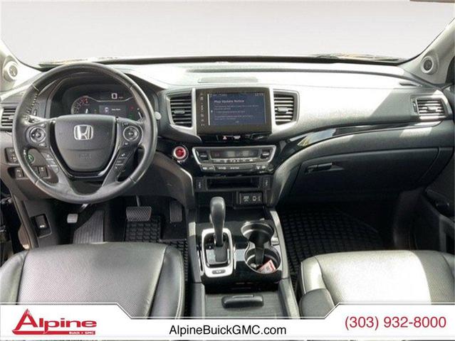 Photo of 2018 Crystal Black Pearl Honda Ridgeline
