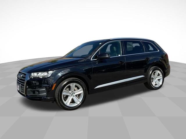 Photo of 2017 Black Audi Q7